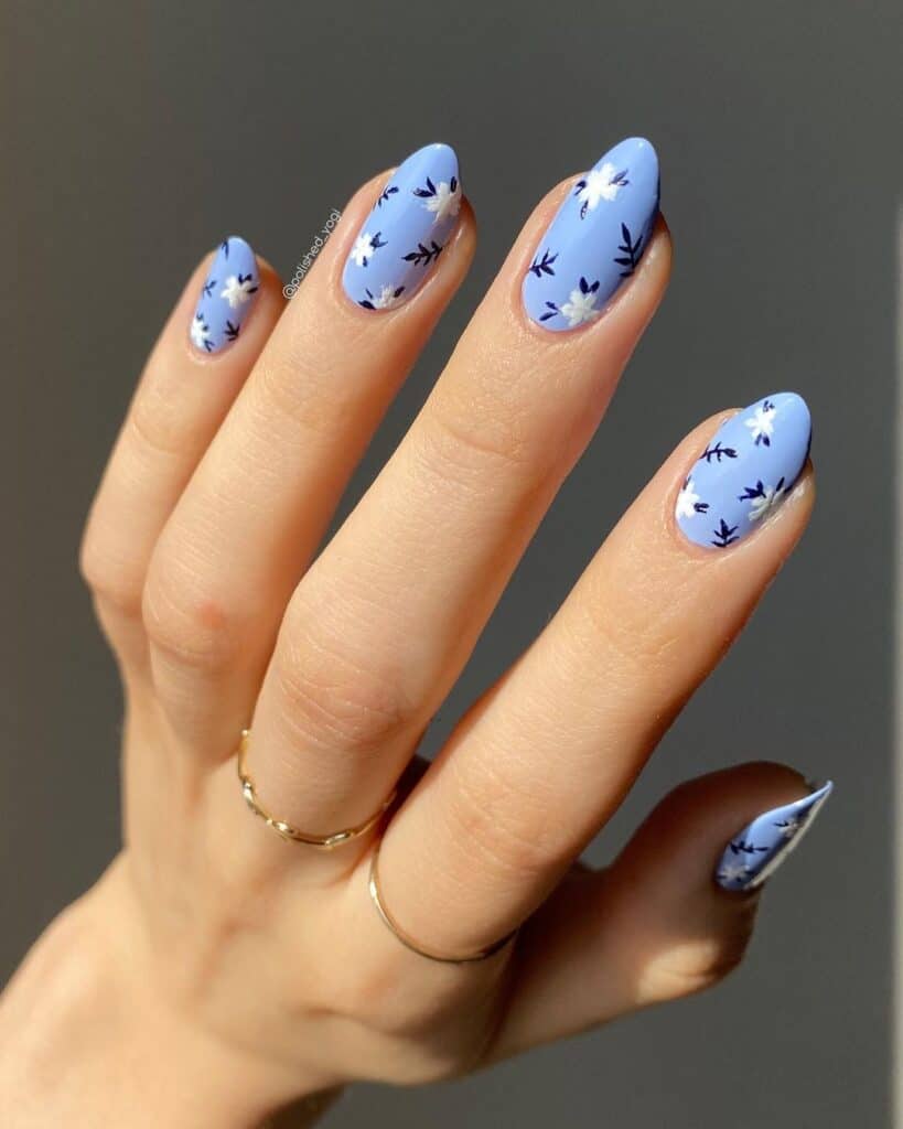 Midweek Blues Nails