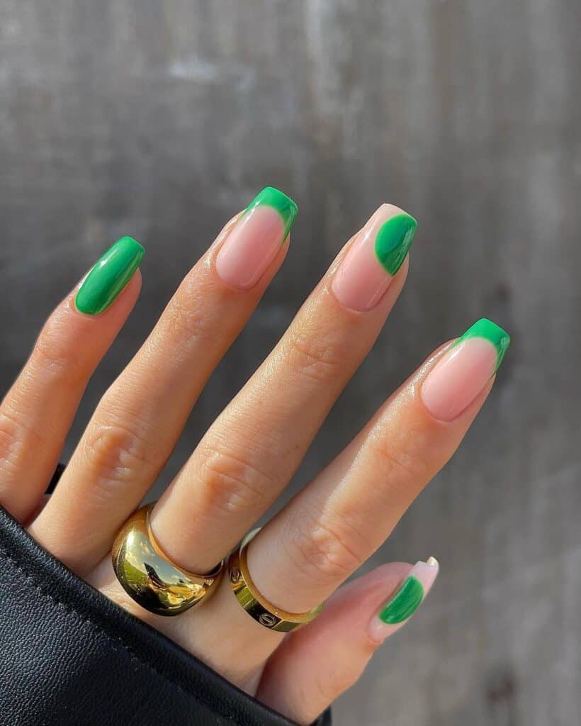 Green SZN nail design