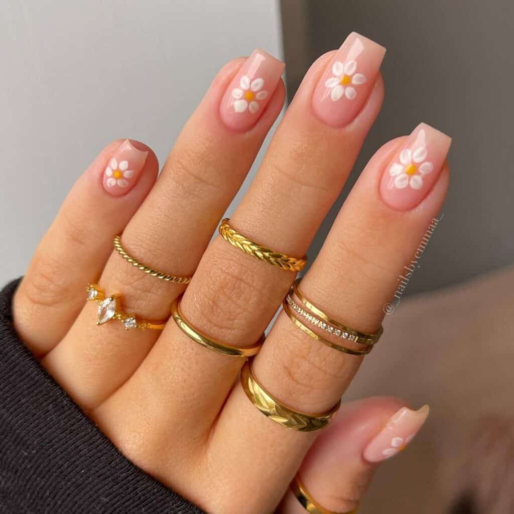 Oopsy Daisy Spring Nails