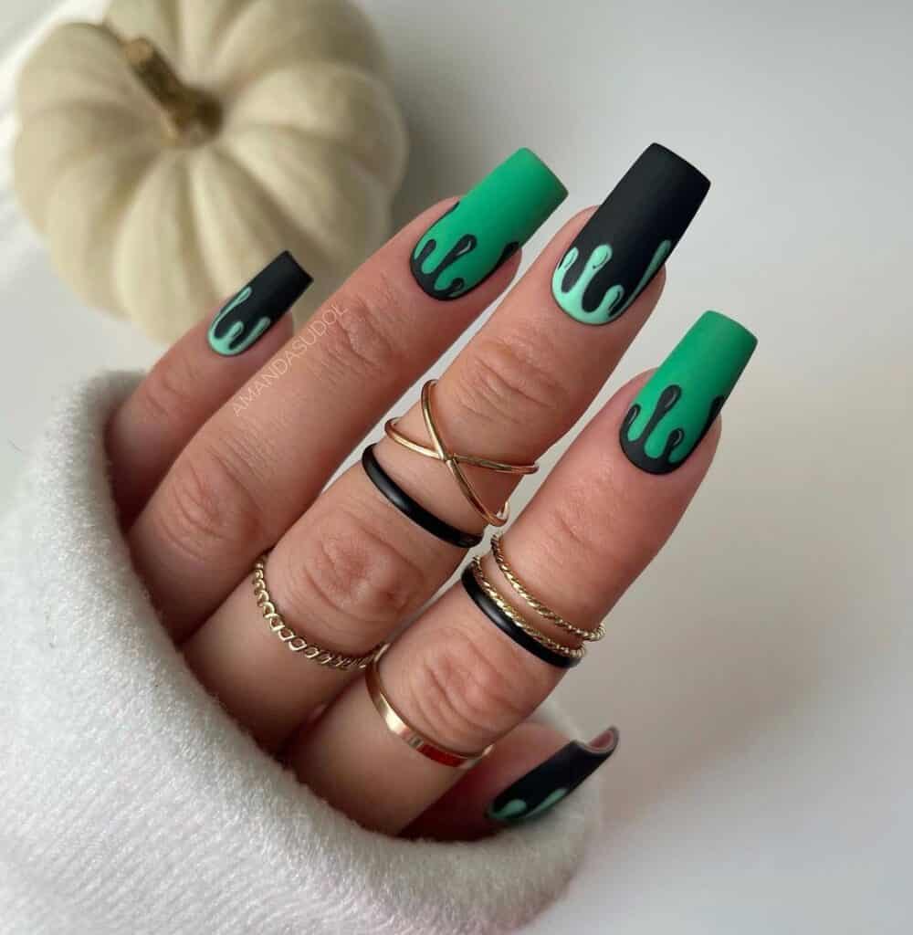 Halloween nails