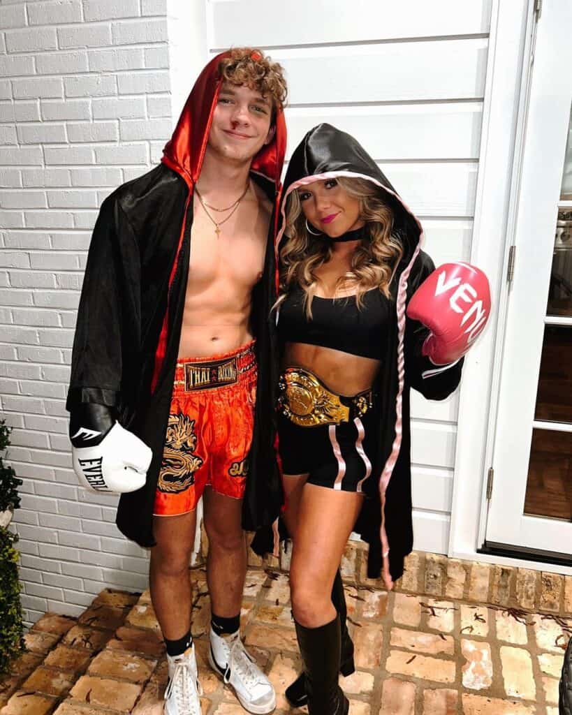 Halloween couple costumes