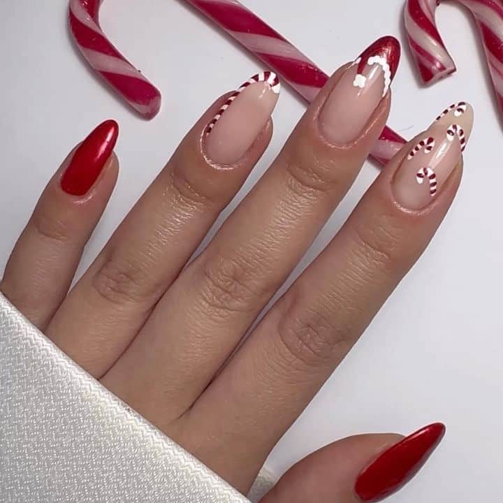 Diseños de uñas navideñas rojas