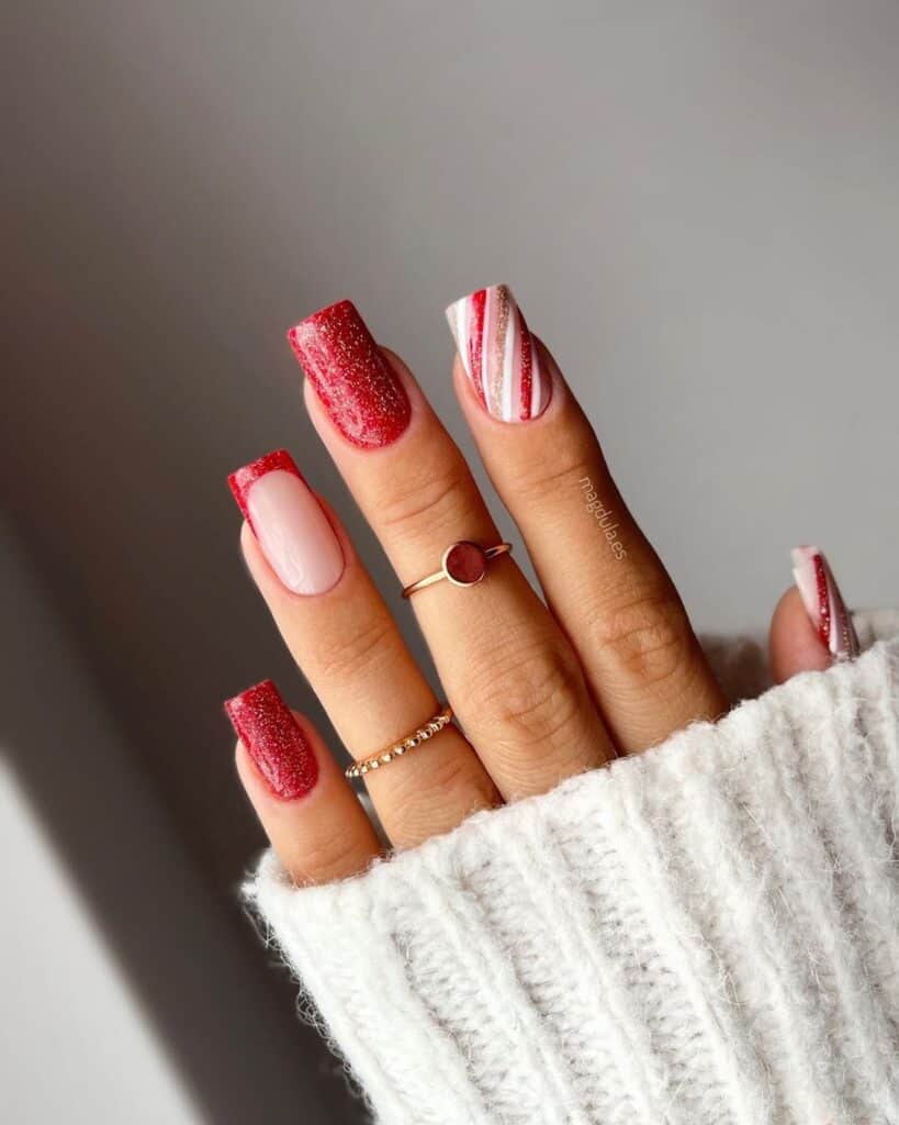 Diseños de uñas navideñas rojas