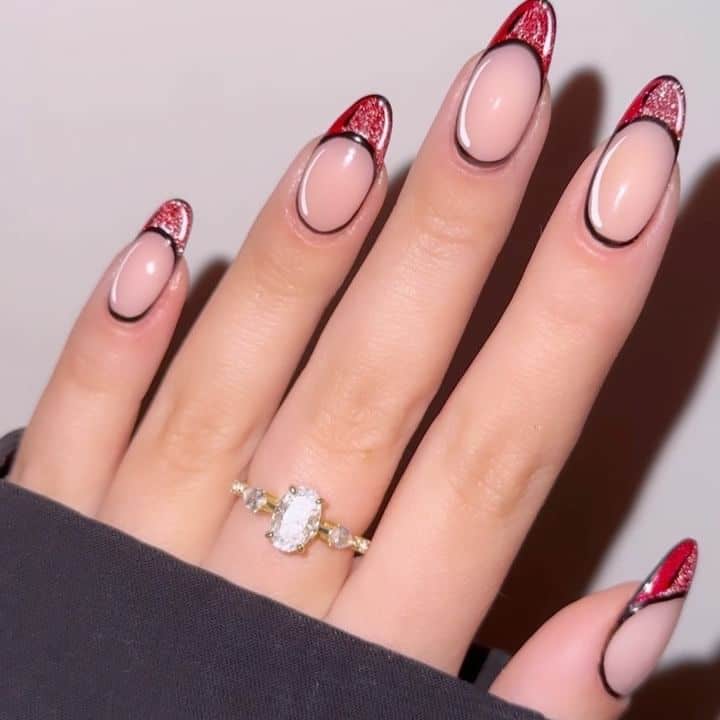 Red Christmas nail designs