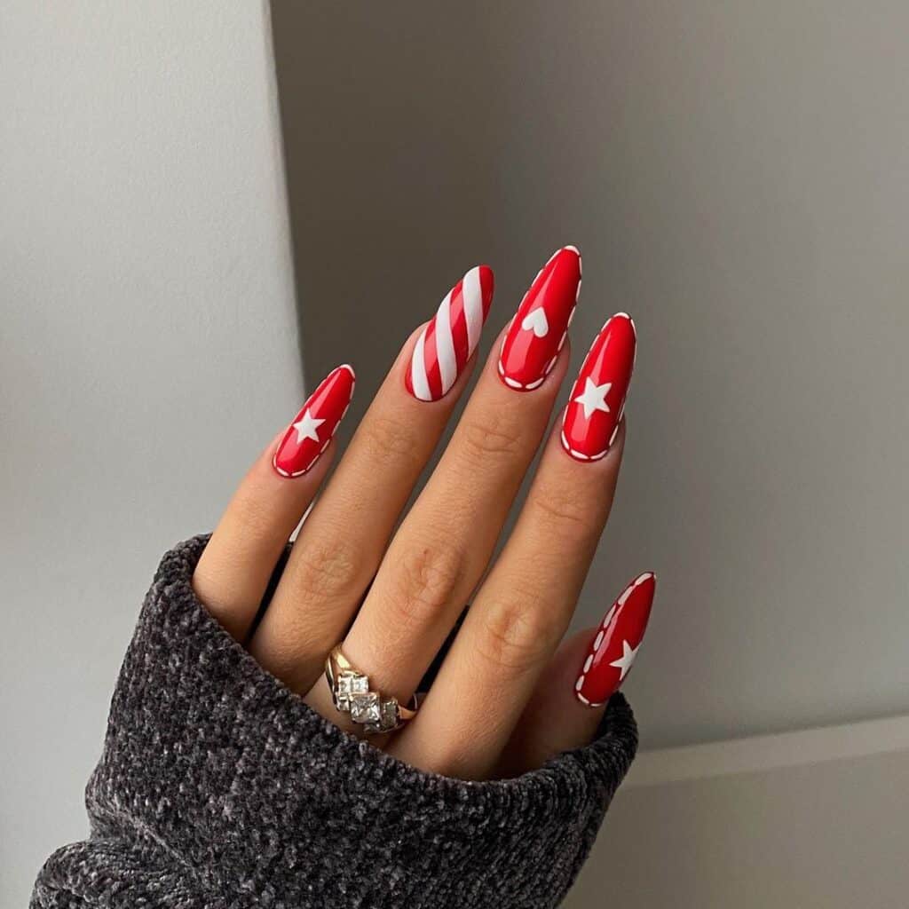 Diseños de uñas navideñas rojas