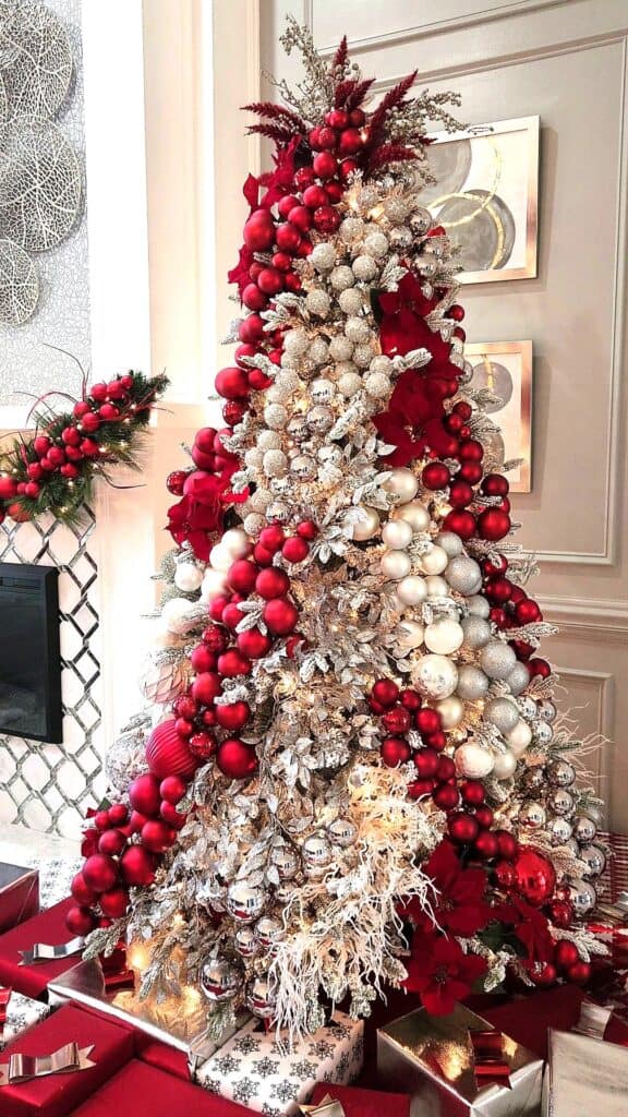 27 Aesthetic Christmas Tree Decoration Ideas for The Dreamy Christmas ...