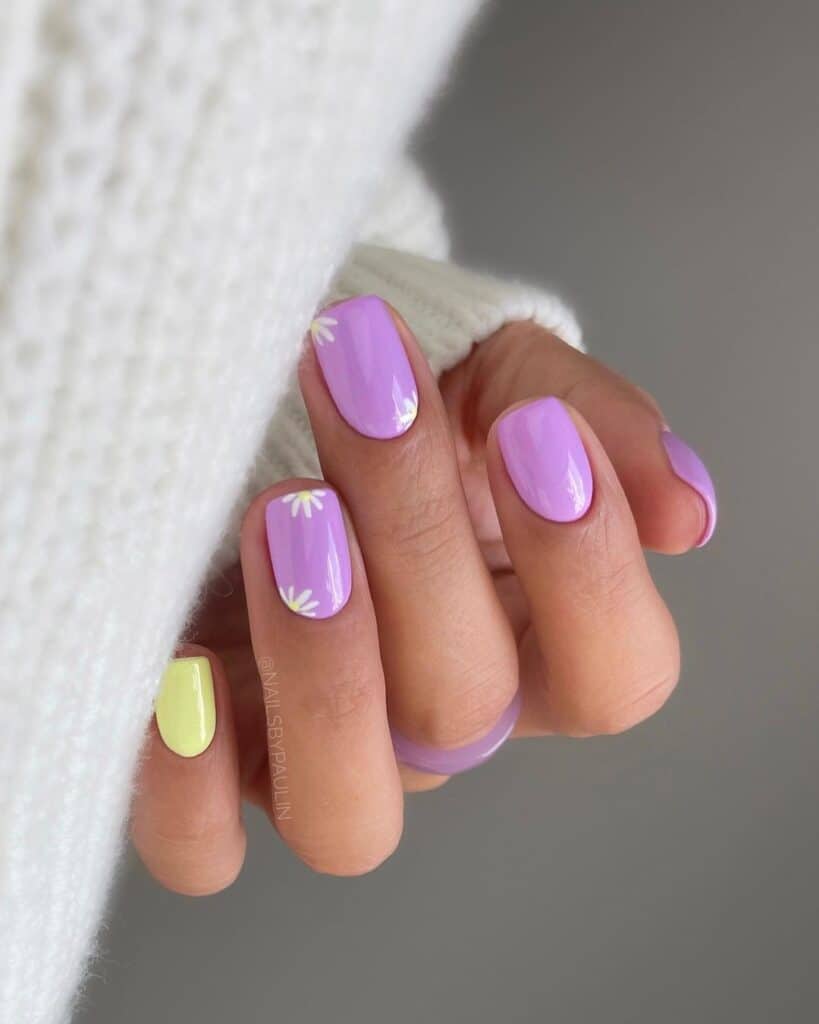 Short Lilac Nails