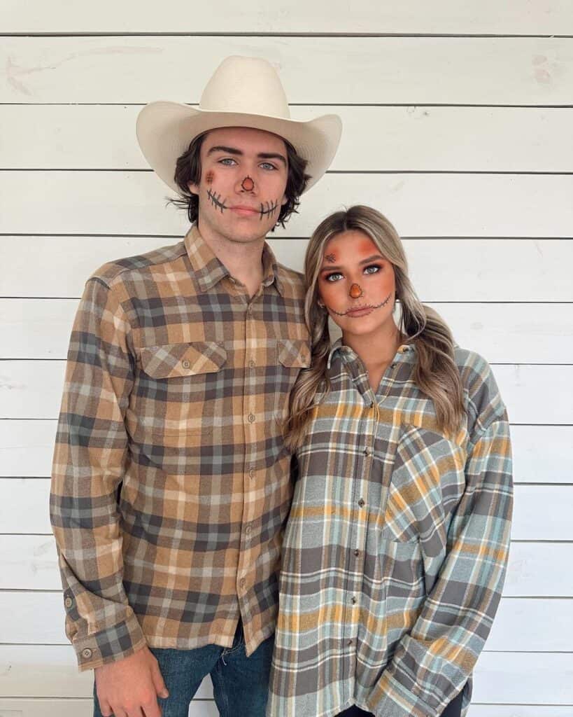 Simple Yet Spooky Couple Costume