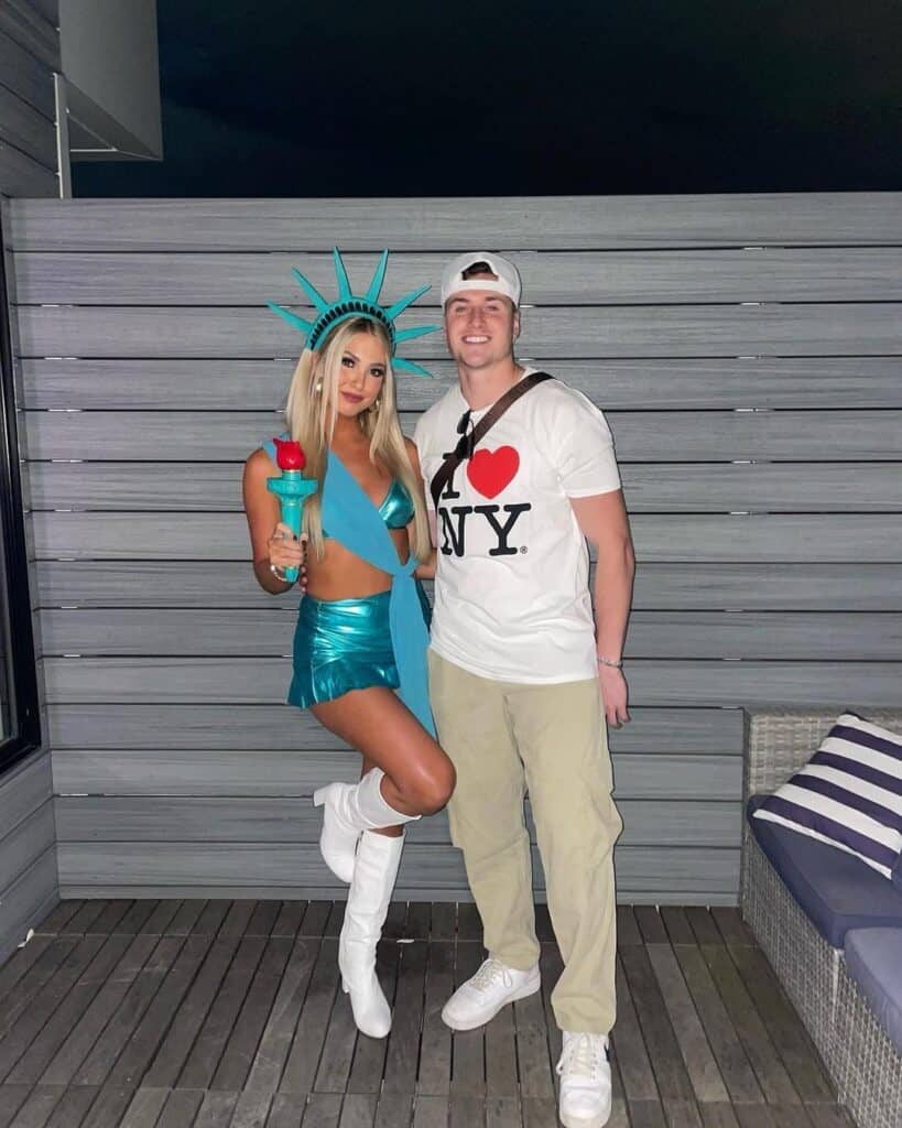 Status of Liberty Couple Costume