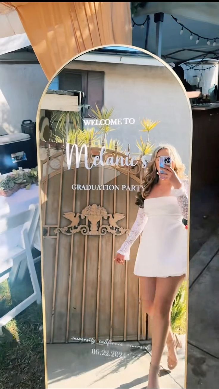 Customize a Selfie Mirror