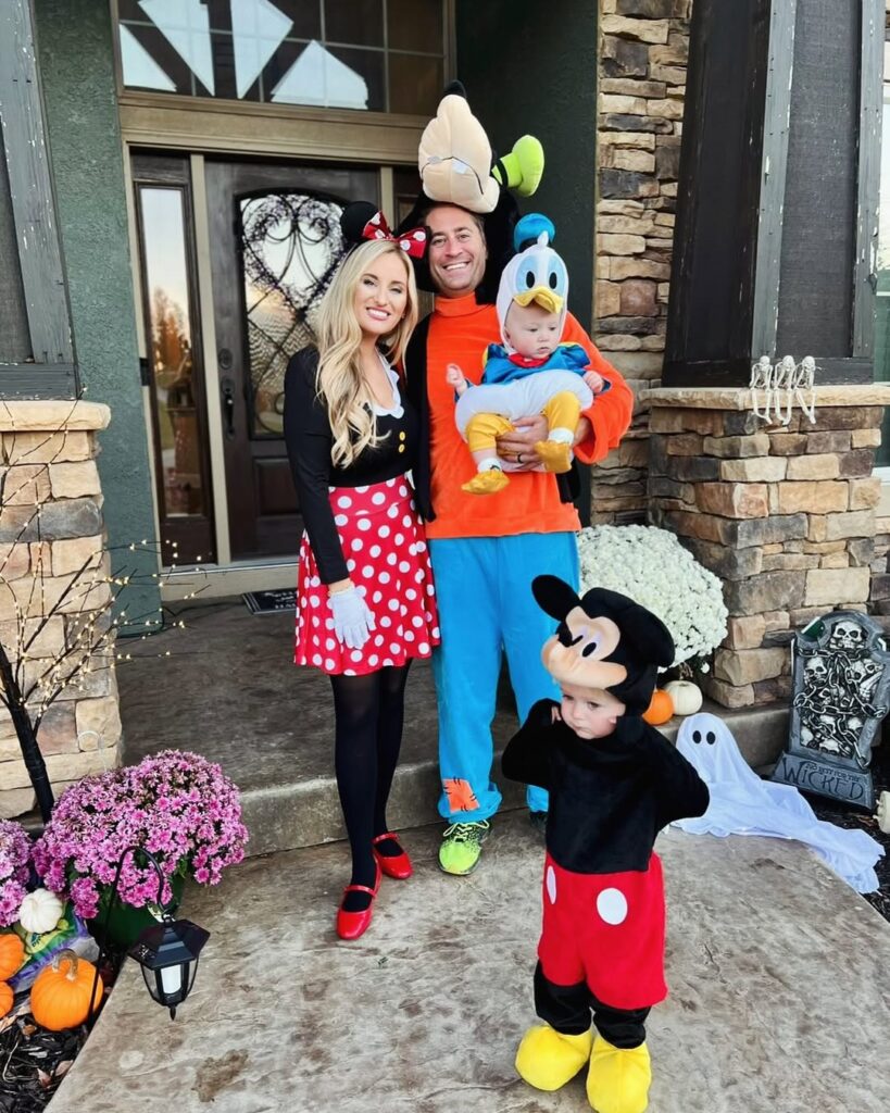 Disney Family Costumes for Halloween